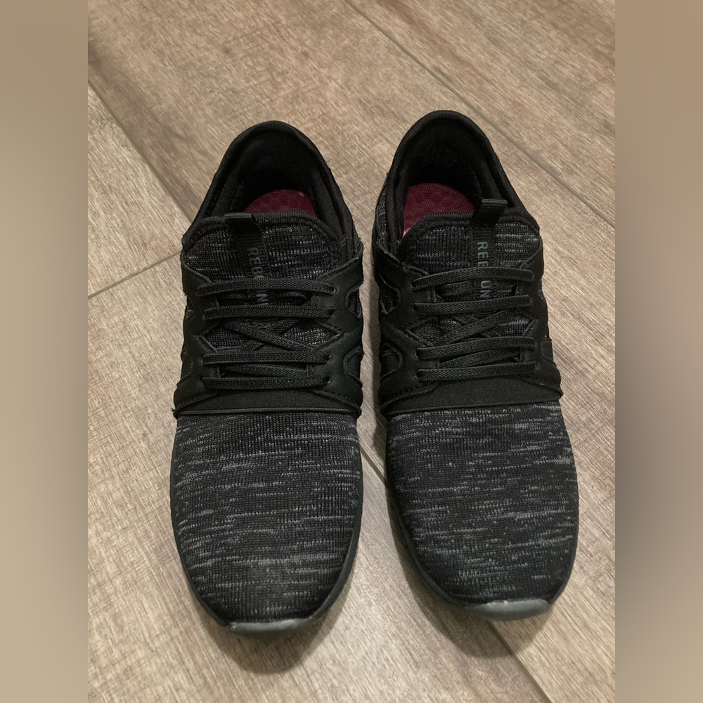Bare traps women’s 6.5 slip on athletic shoes - Picture 5 of 5